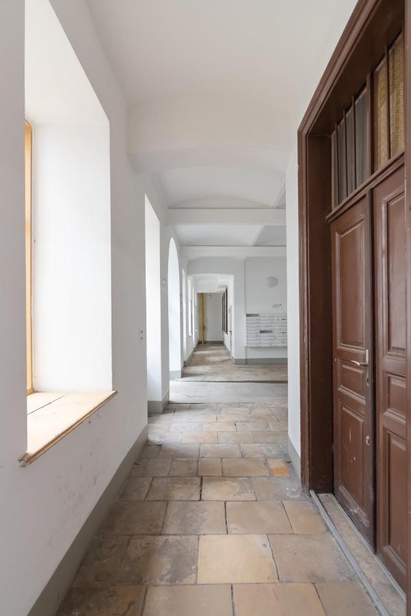 Apartamento Klein, Aber Fein In Zentraler Ruhelage Viena Exterior foto