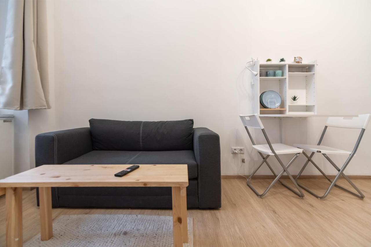 Apartamento Klein, Aber Fein In Zentraler Ruhelage Viena Exterior foto